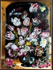 Tulpenstillleben  mit Himbeeren in Vase